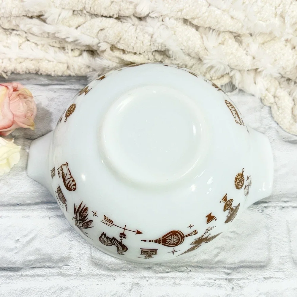 Vintage Pyrex 